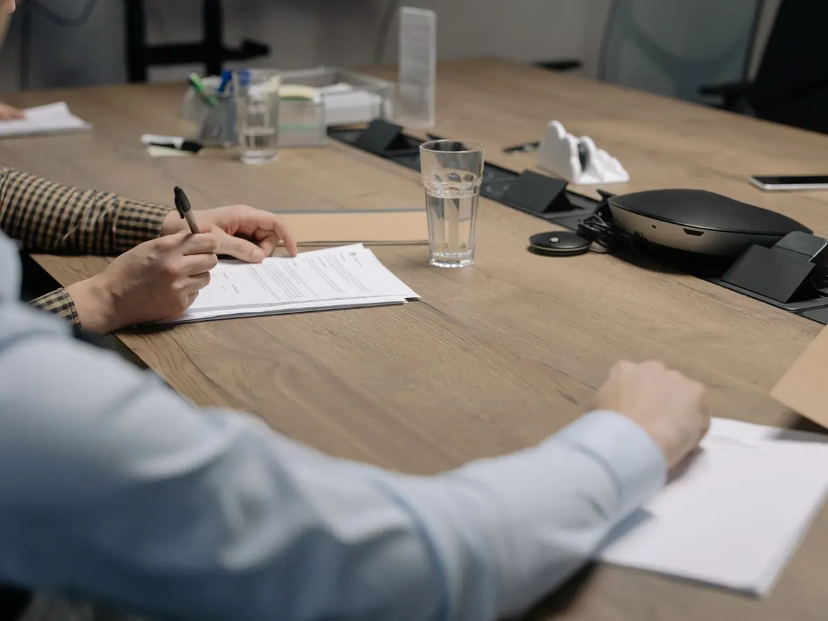 Responsable pédagogique de CFA consultant des documents de gouvernance et de conformité