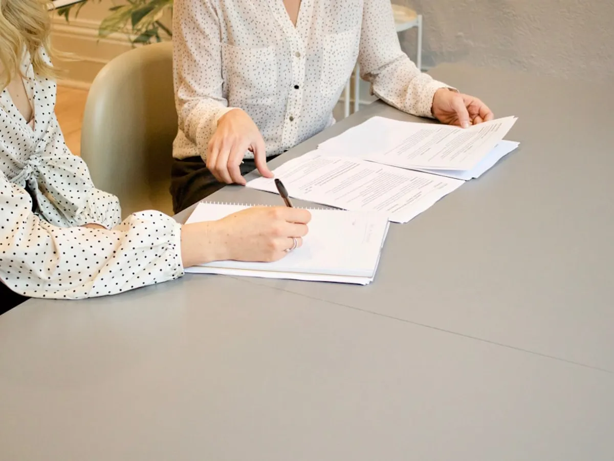 Signature d'un contrat de formation professionnelle entre un organisme et son client