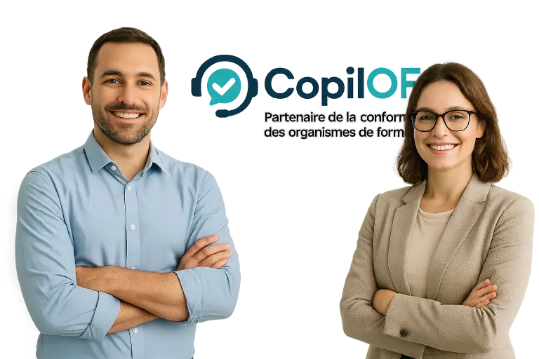 Deux consultants QUALIOPI croisent les bras pour répondre aux questions